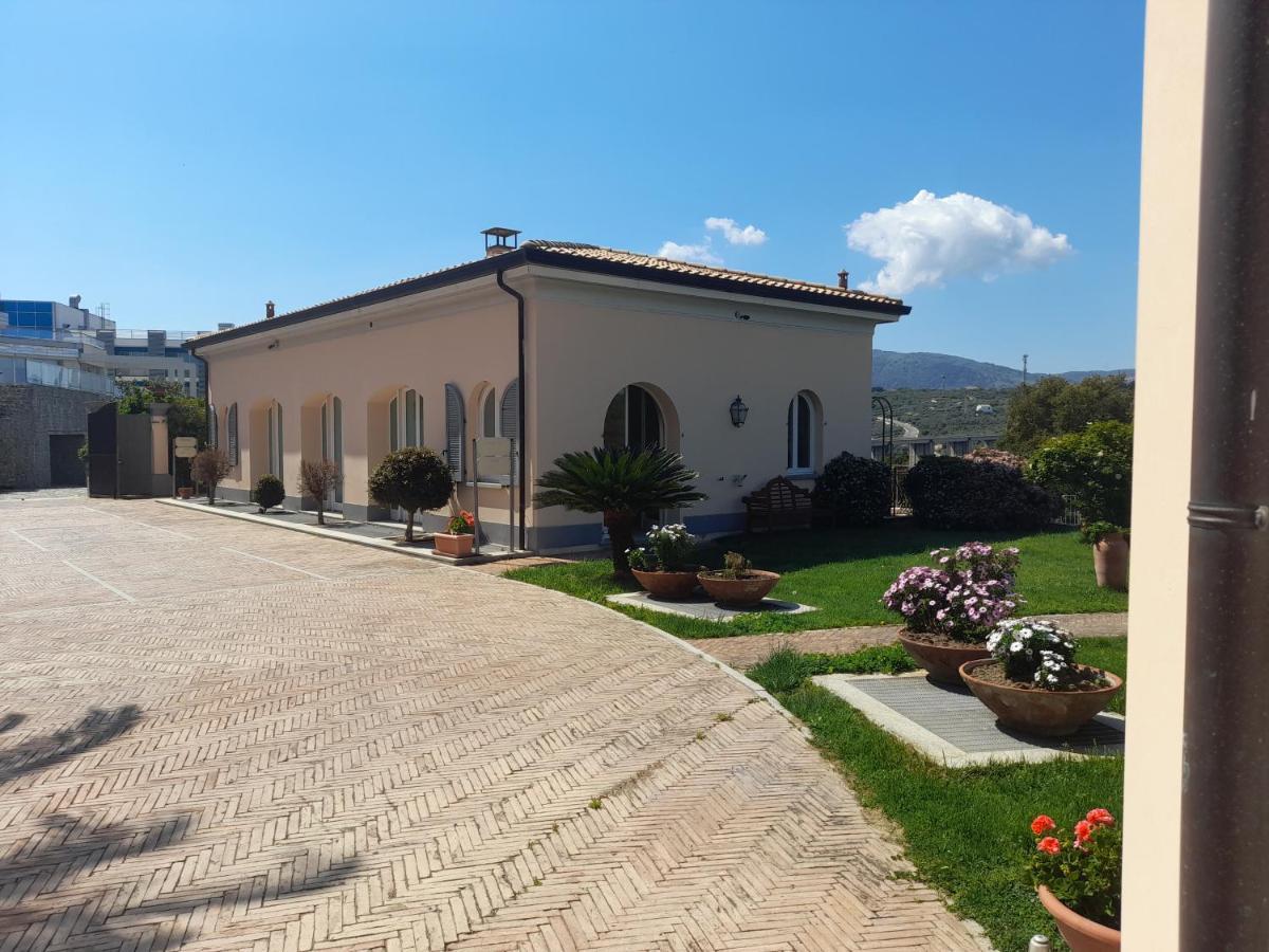 סוברטו מרינה Villa Ersilia מראה חיצוני תמונה