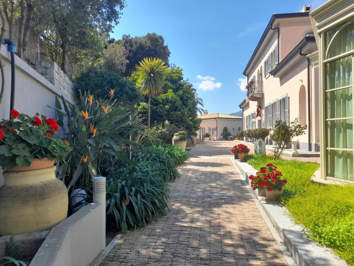 סוברטו מרינה Villa Ersilia מראה חיצוני תמונה