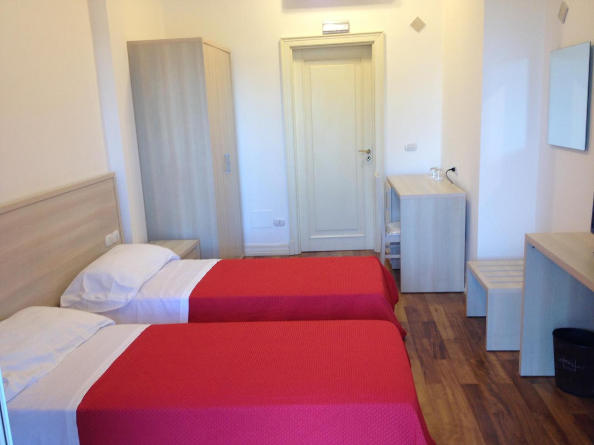 סוברטו מרינה Villa Ersilia חדר תמונה